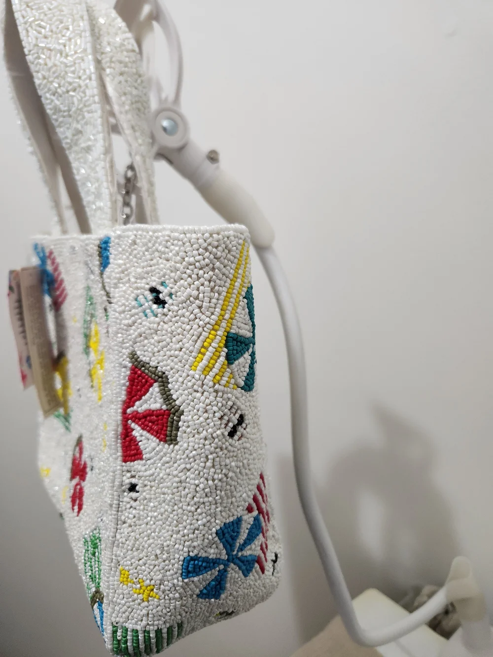 Handcrafted White Beaded Mini Toe with Multicolor Floral Motifs! - Picture 5 of 7